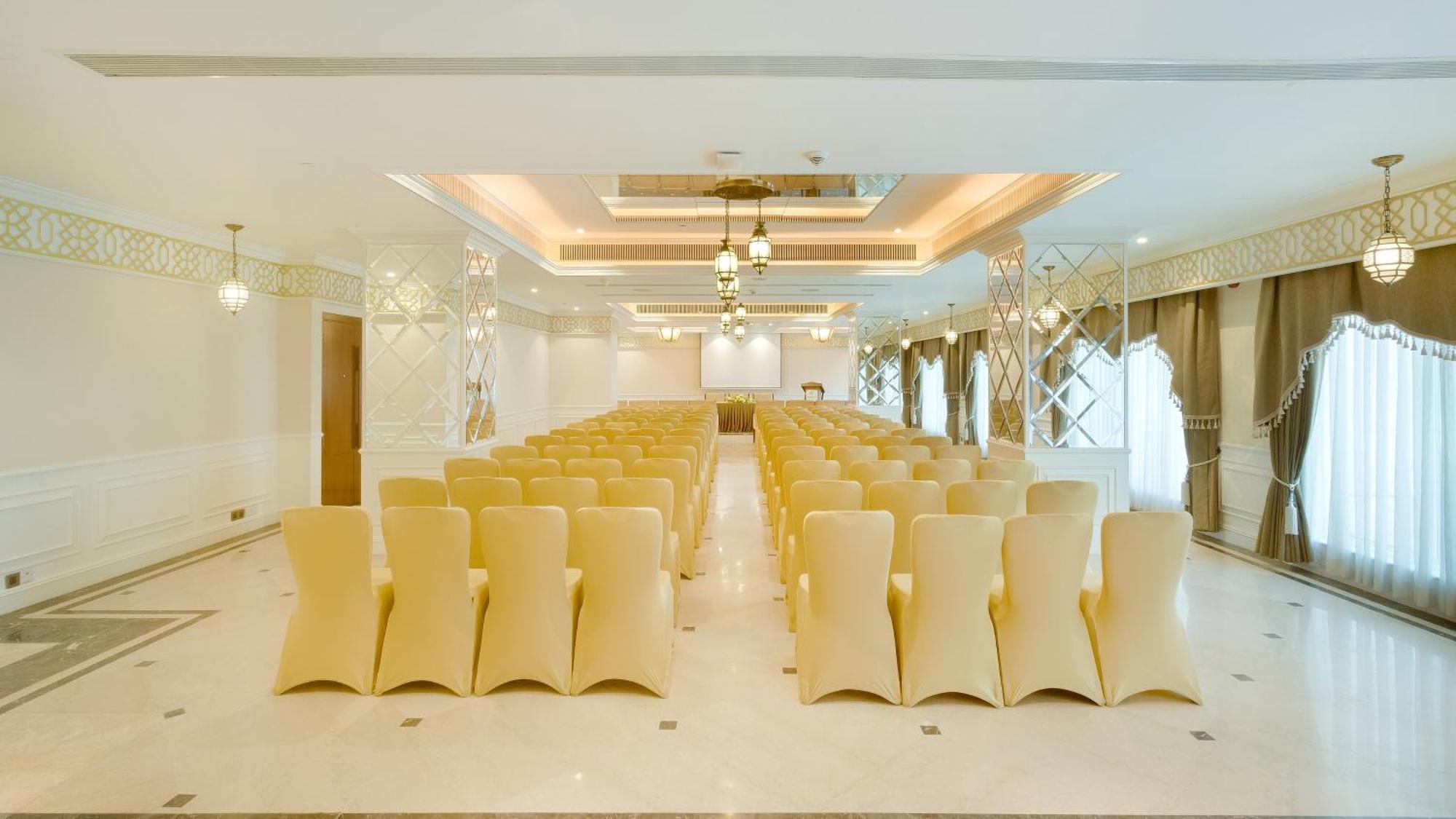Holiday Inn Dhaka City Centre By Ihg מראה חיצוני תמונה