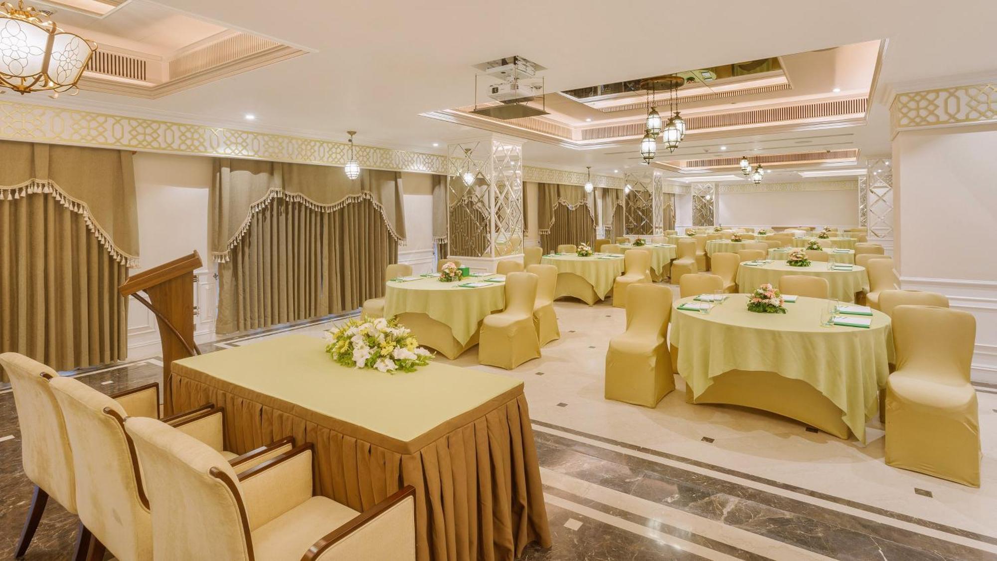 Holiday Inn Dhaka City Centre By Ihg מראה חיצוני תמונה
